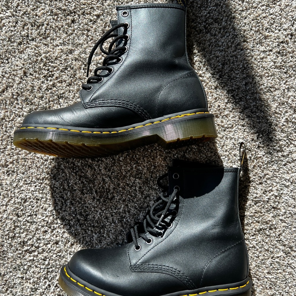 Black Dr. Martens 1460 Original Boots size 7
